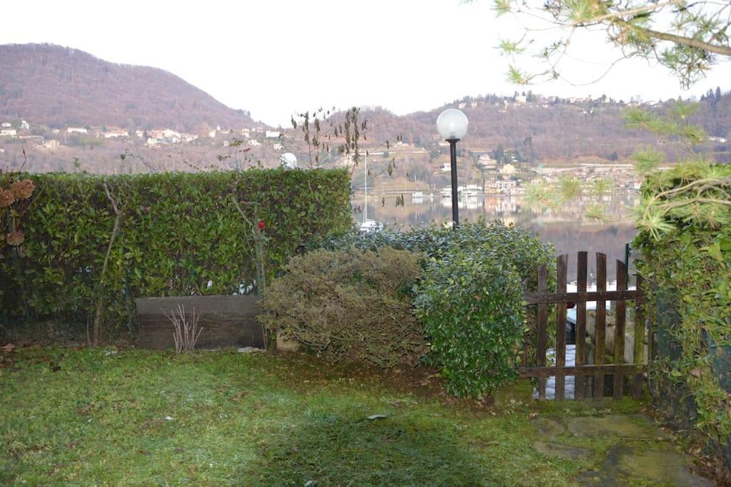 Villa Giardino Con Pontile Sul Lago D'Orta In Riva Orta San Giulio Buitenkant foto